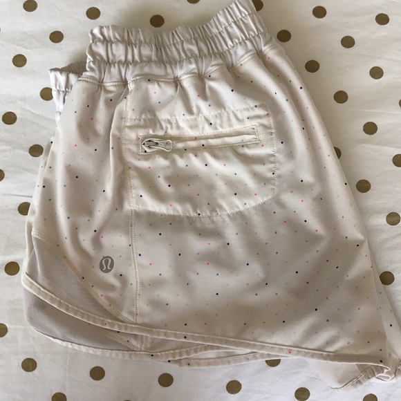 lululemon athletica Pants - Hotty Hot Shorts!